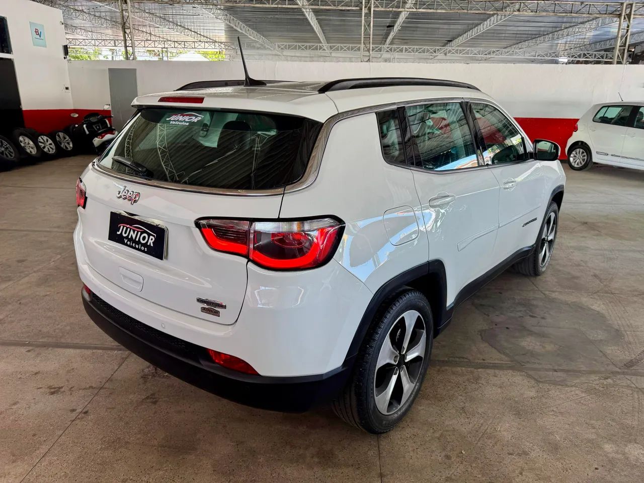 Jeep Compass Longitude 2.0 4X2 Flex 16V Aut. 2018 - Foto 4