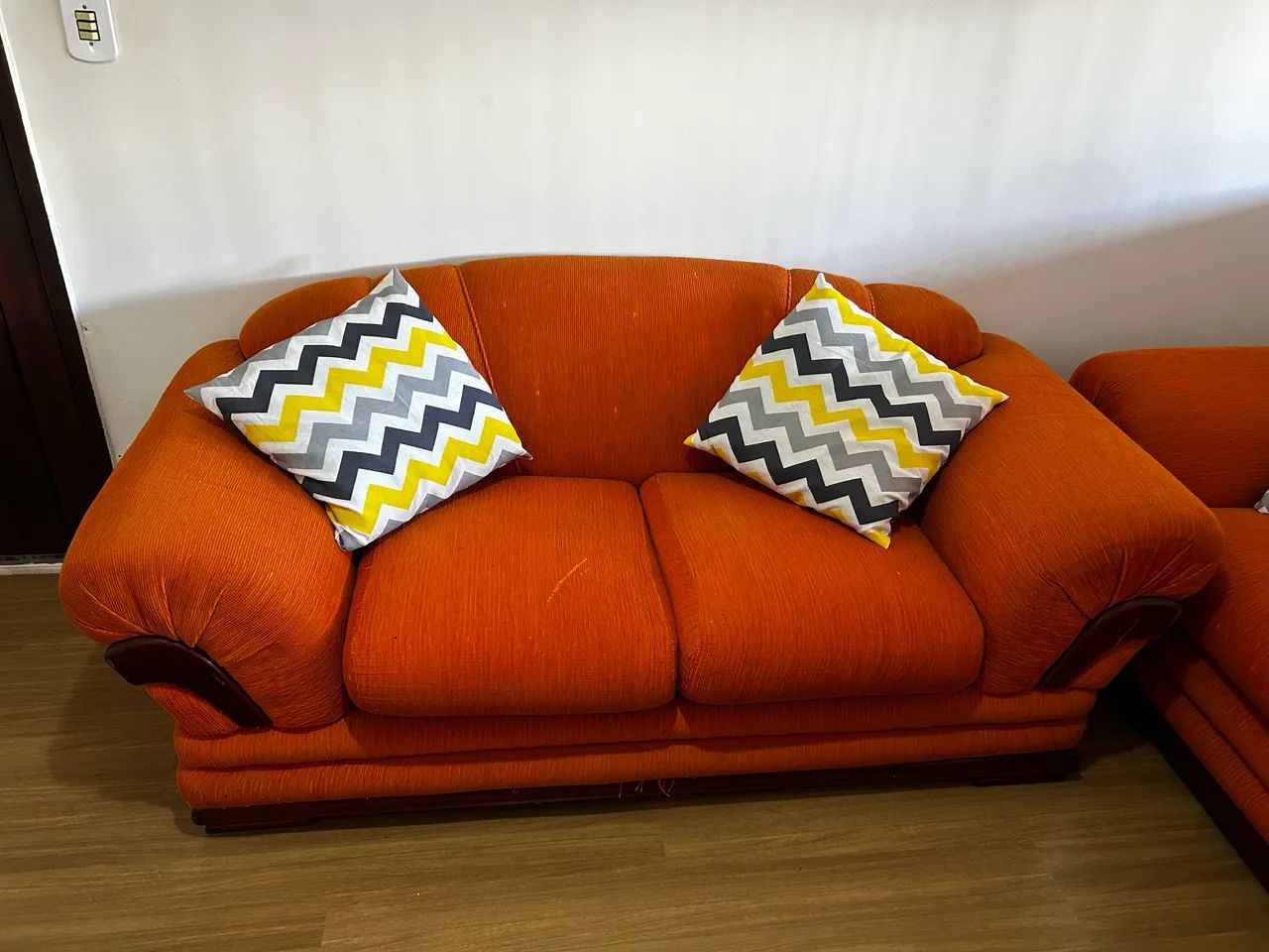 Conjunto com 2 sofás (2 e 3 lugares) - Foto 3