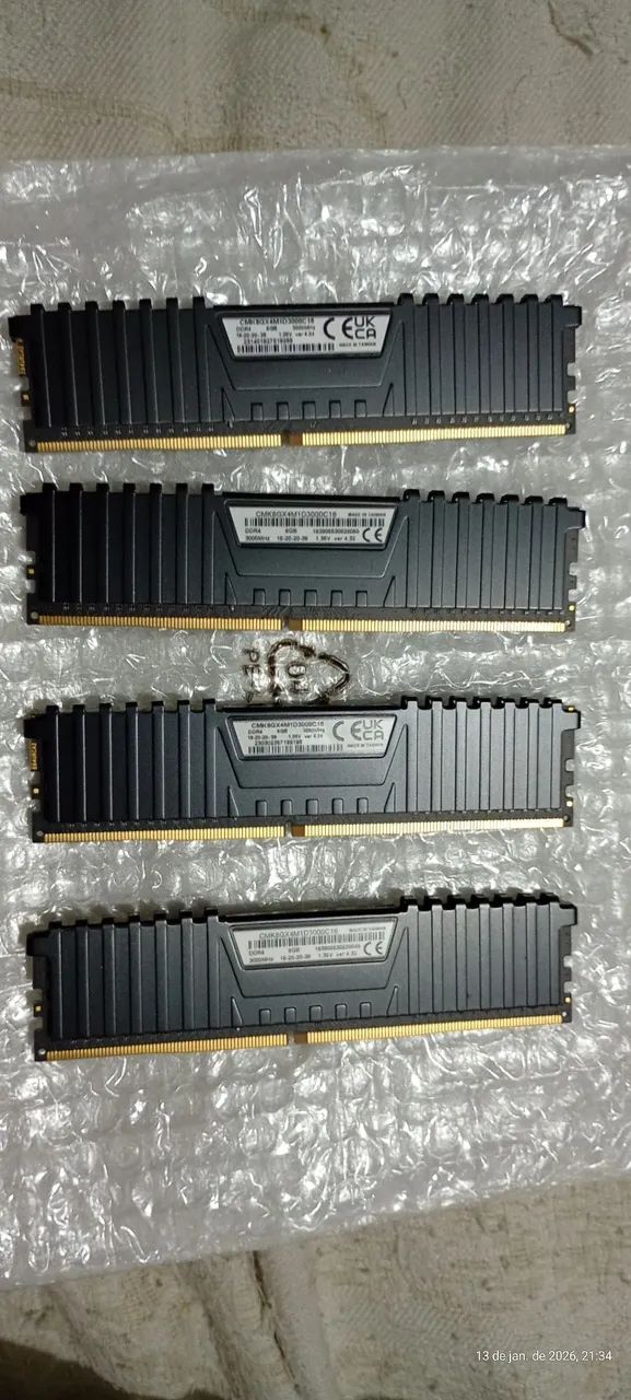 Memórias ddr4 corsai vangence Lxp novas  - Foto 4