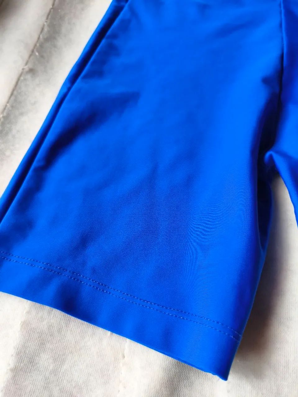 Short feminino lycra azul P usado - Foto 3