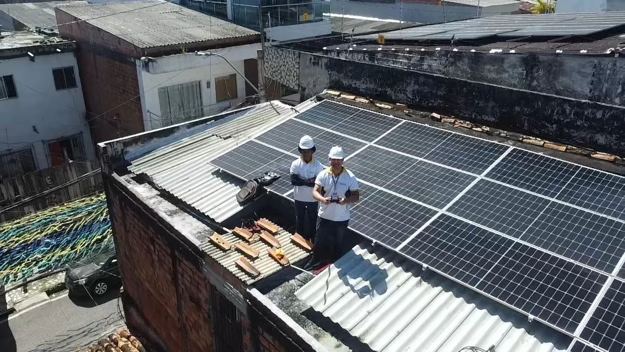 Limpeza e manutenção preventiva de placas solar. - Foto 3
