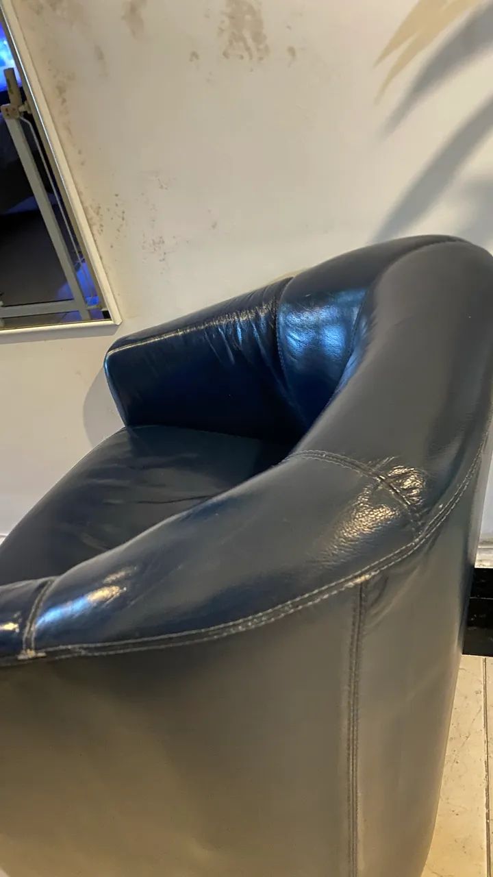 Poltrona azul couro - Foto 2
