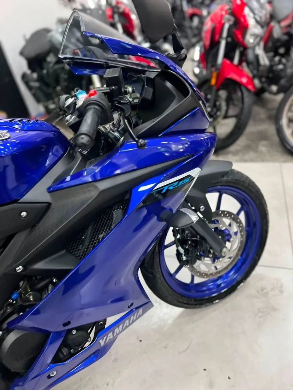 YAMAHA YZF R15 - Foto 5