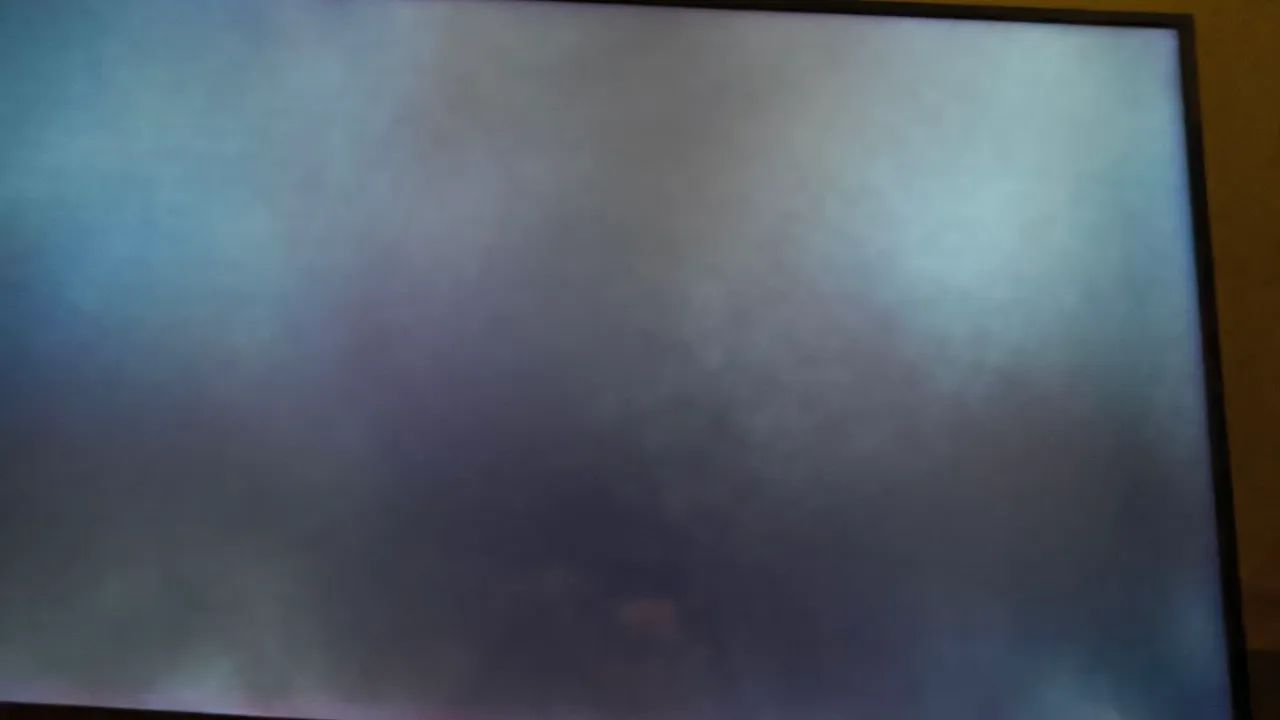 Vendo faço negócio na TV de 65 polegadas tcl com problema na tela - Foto 4