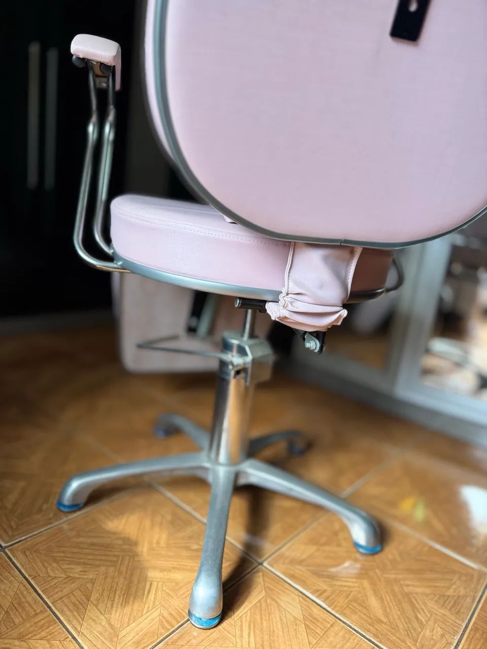 Cadeira de studio de maquiagem 