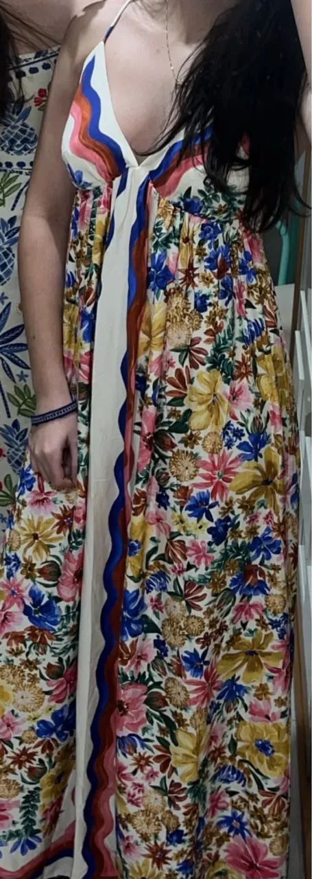vestido farm, longo e decotado 