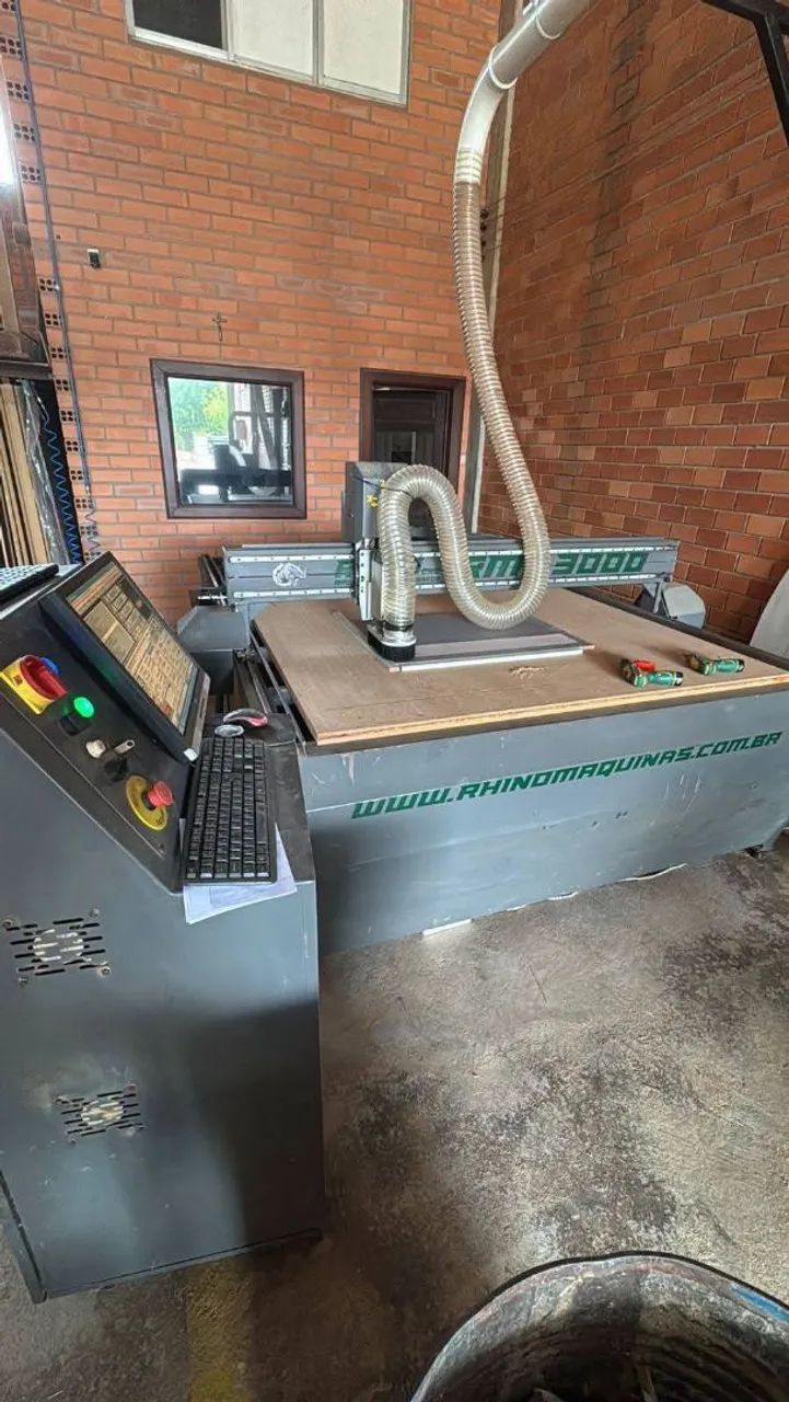 Máquina para marcenaria 