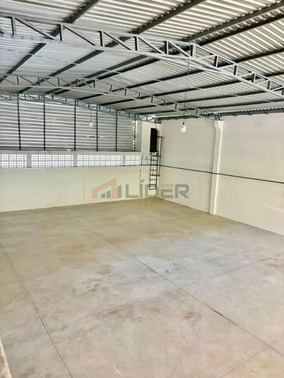 Alugo Galpão no Carlos Germano Naumann - Foto 4