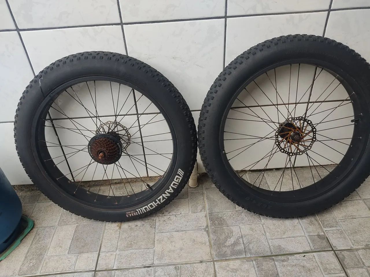 Pneus bike 