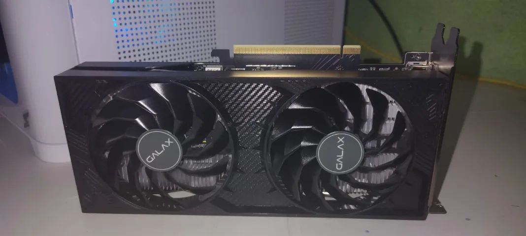  galax Geforce RTX 4060 1-click oc 2x v2, 8gb, gddr6-46nsl8md9nxv - Foto 2