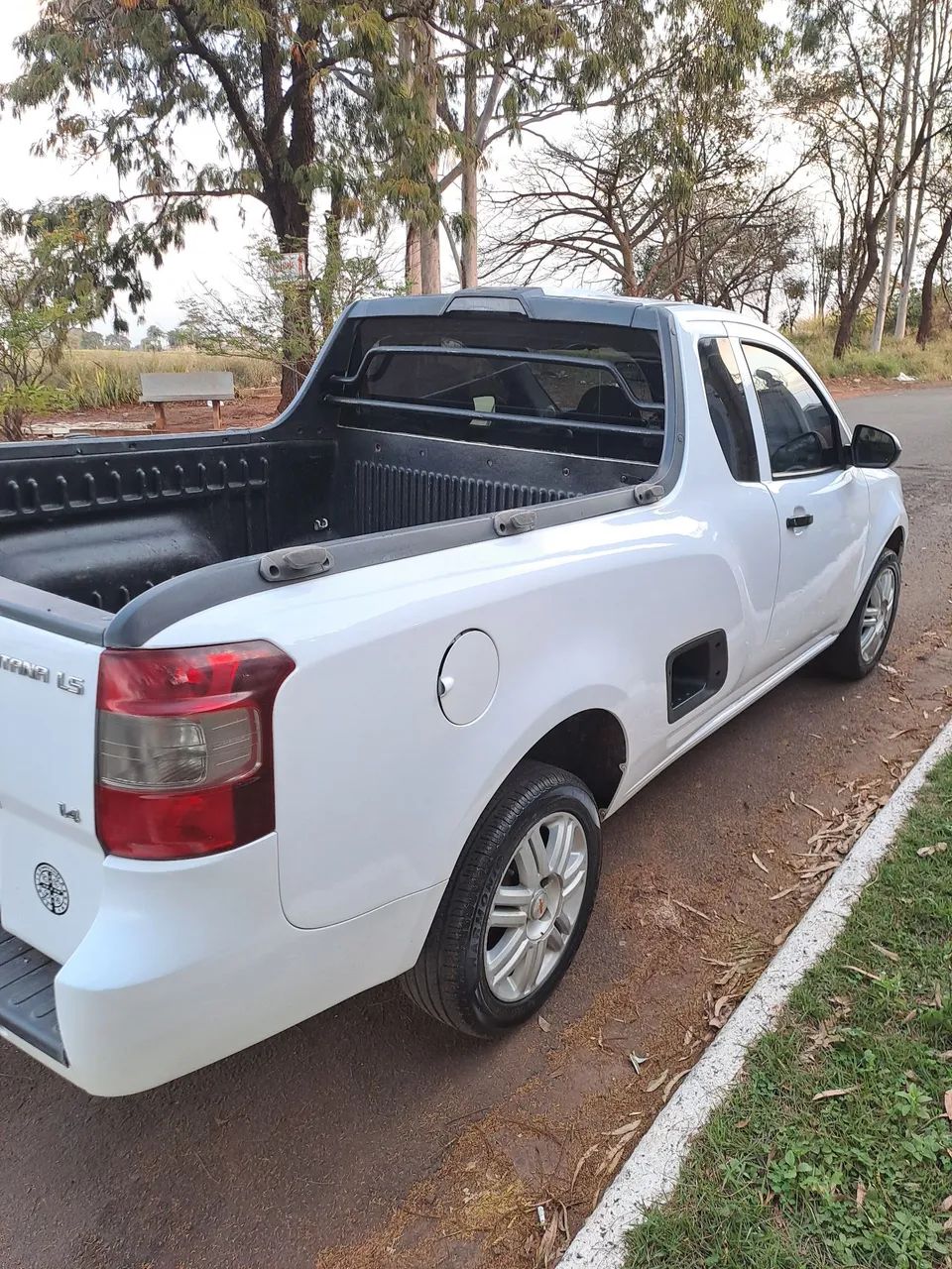 Chevrolet Montana LS 1.4 Econoflex 8V 2P 2015 - Foto 7