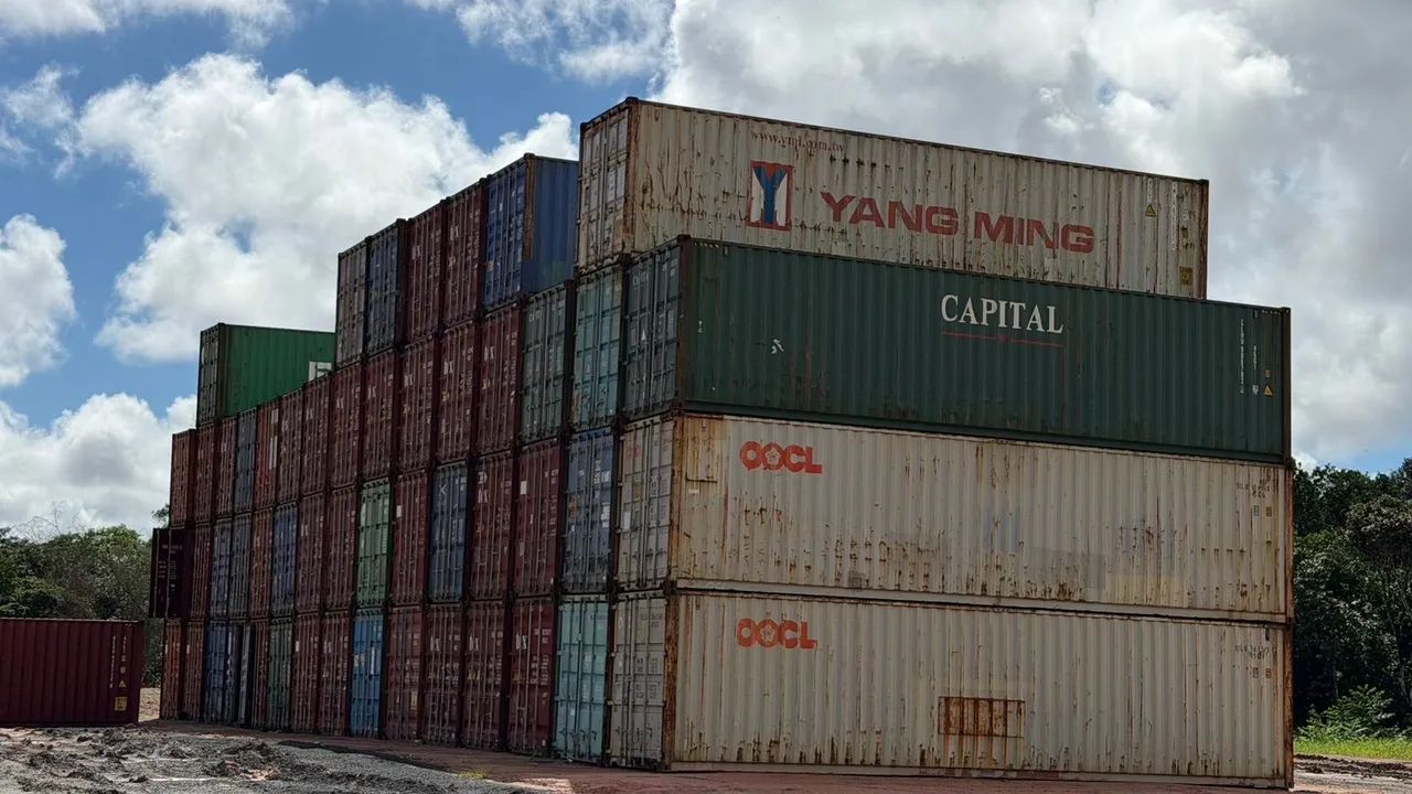 Container marítimo de 6 e 12 metros  - Foto 4