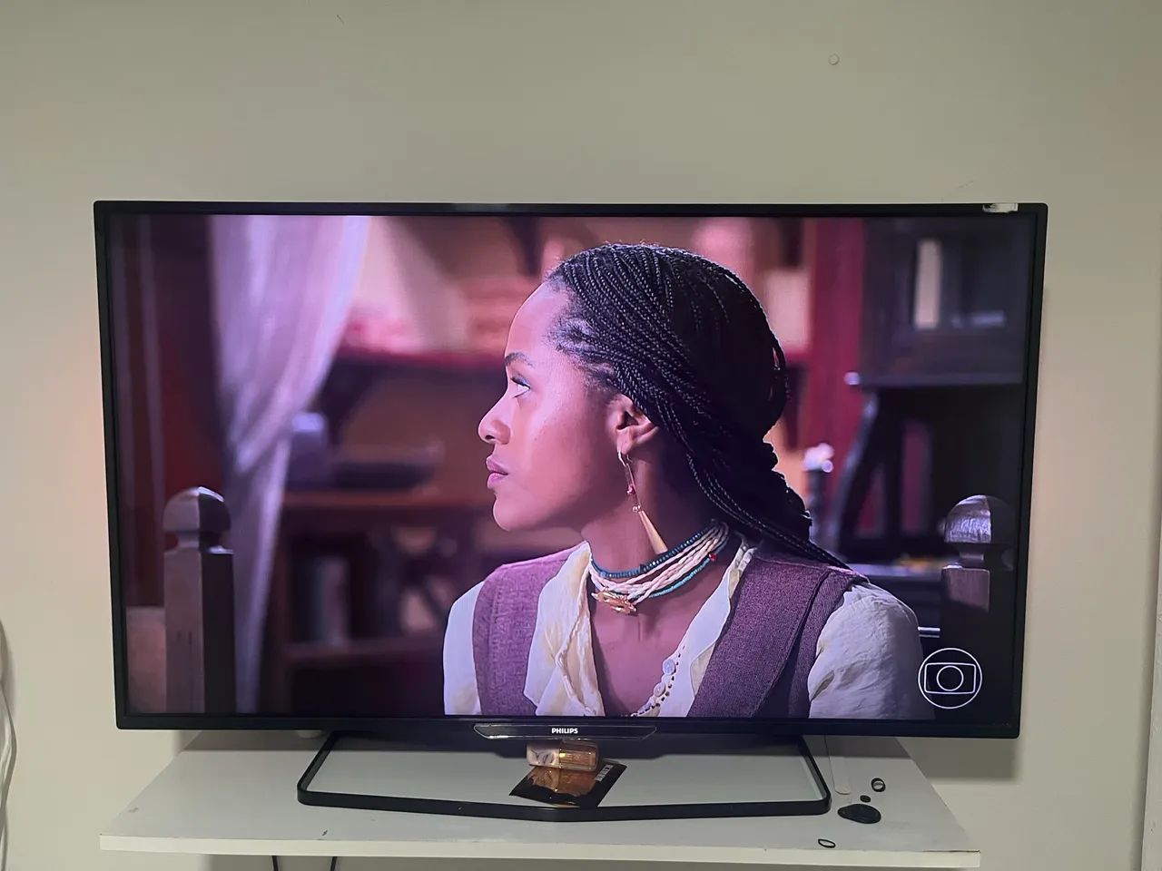 TV 43 POLEGADAS 4k SMART TV PERFEITO ESTADO - Foto 2