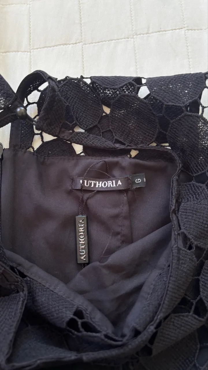 Vestido Curto Preto em Guipir Authoria G - Foto 2