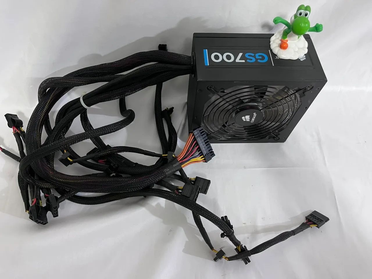 FONTE CORSAIR GS700