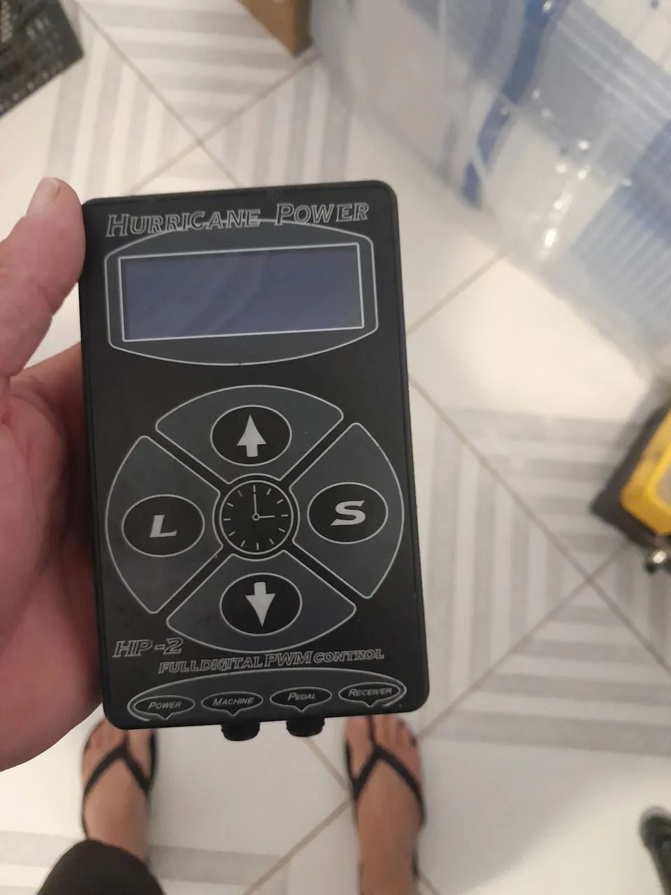 Vendo kit completo de tatuagem com maca e impressoura termica  - Foto 4