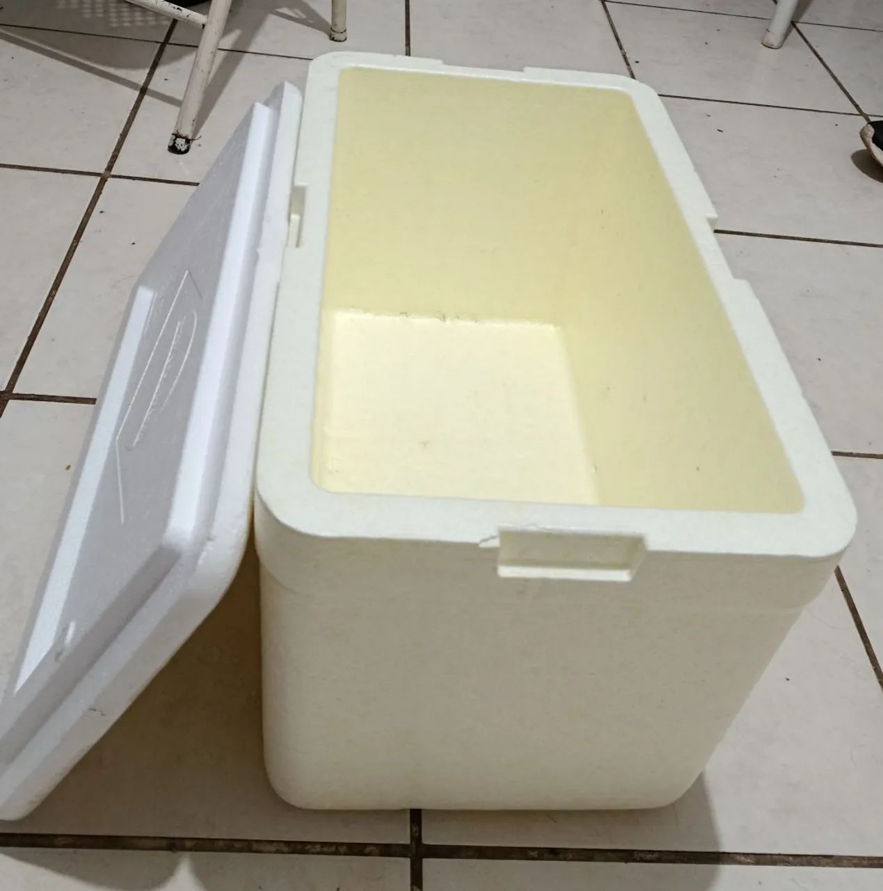 Caixa térmica de isopor 27 litros  - Foto 2