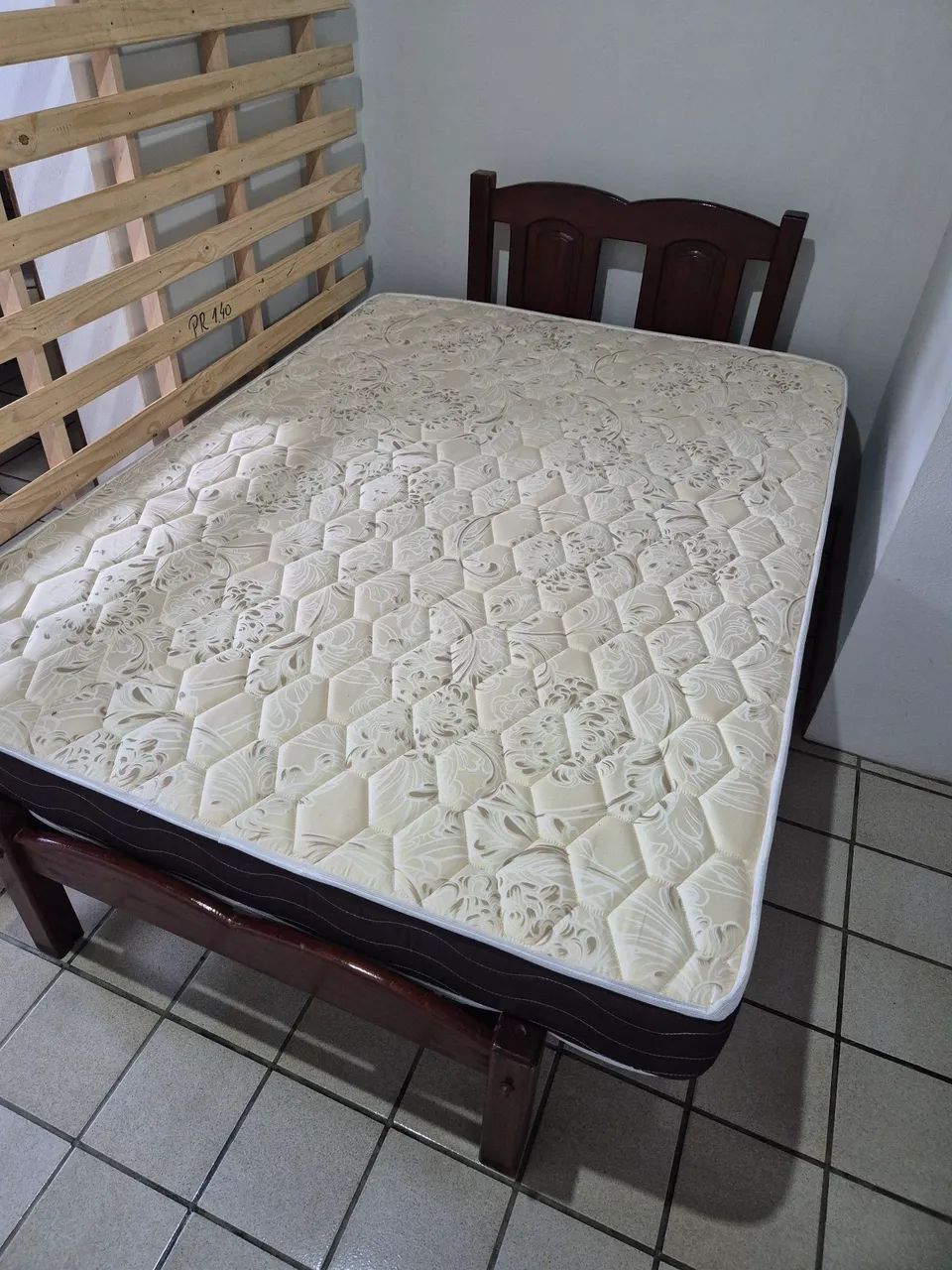 Cama casal com colchão - Foto 5