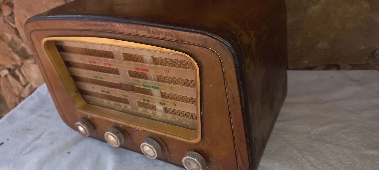Radio  antigo semp usado funcionando 