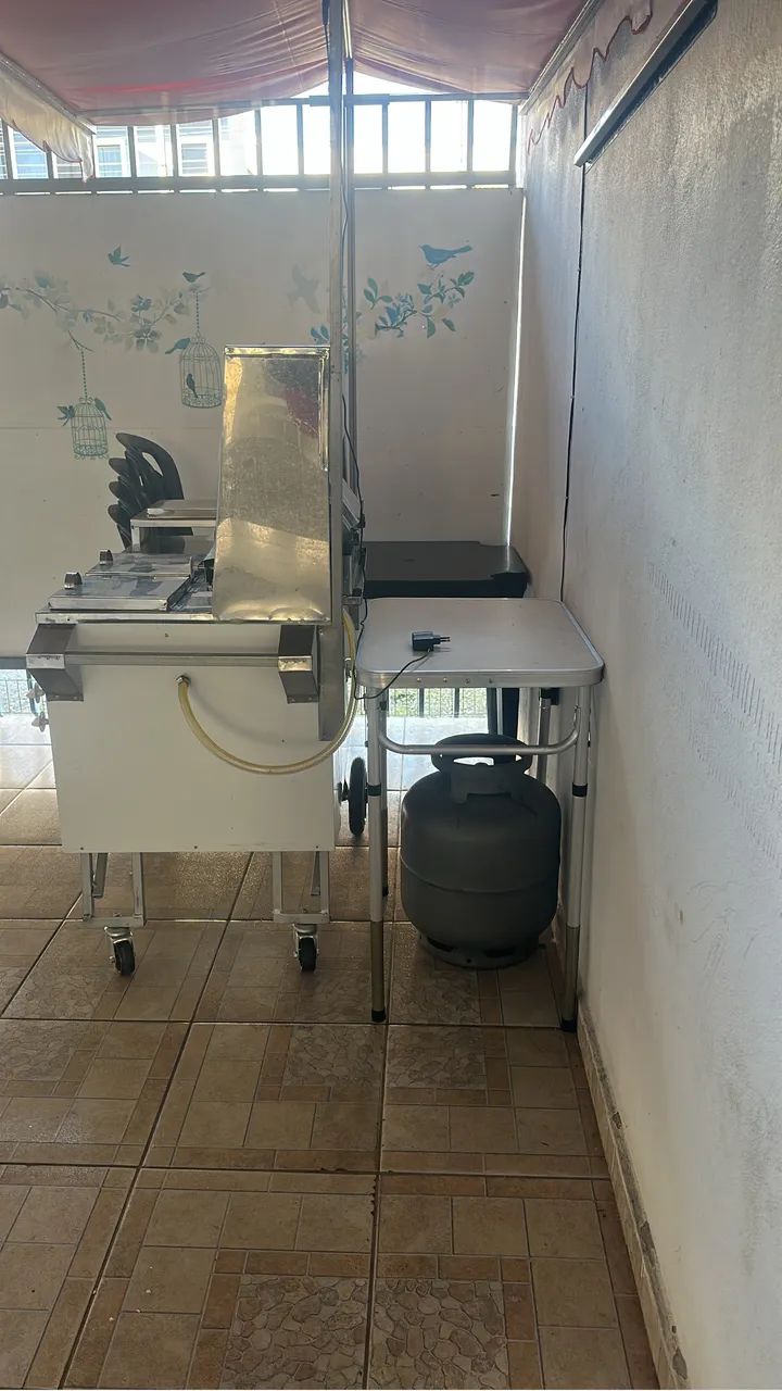 Barraca de hot dog completa + geladeira  - Foto 3