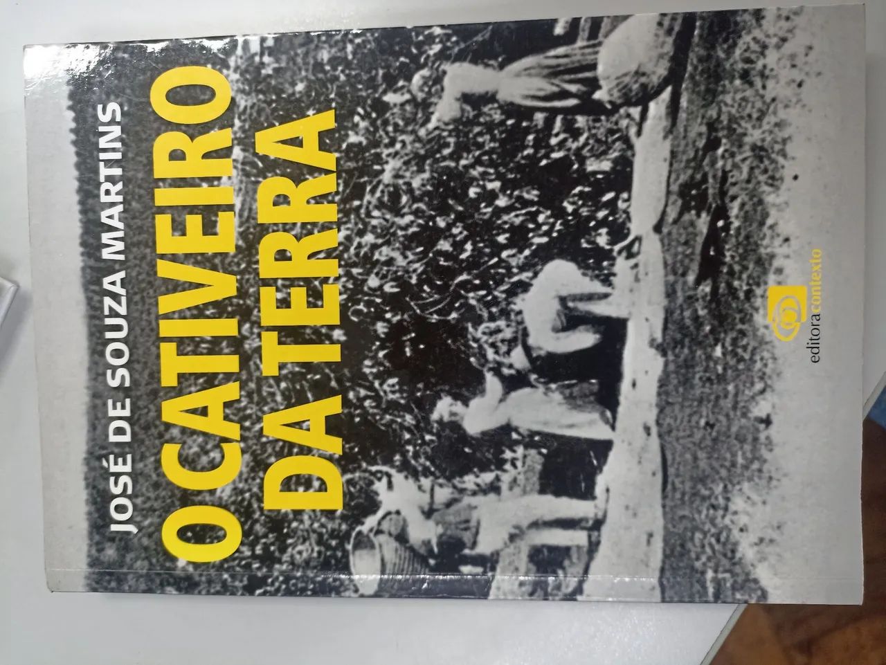 O Cativeiro da Terra