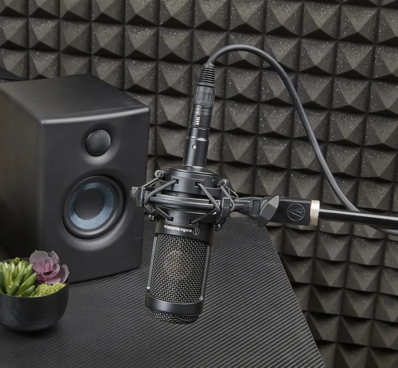 Microfone audio Technica AT2035 - Foto 3