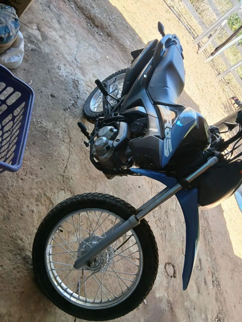 Bros 160