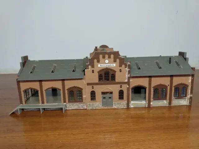 Miniatura de fábrica Faller 1/87 HO