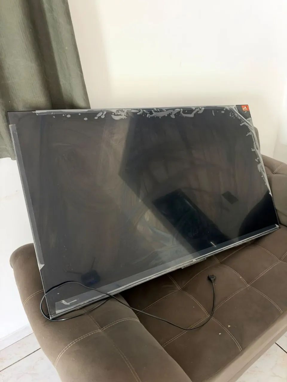 Vende-se televisão 