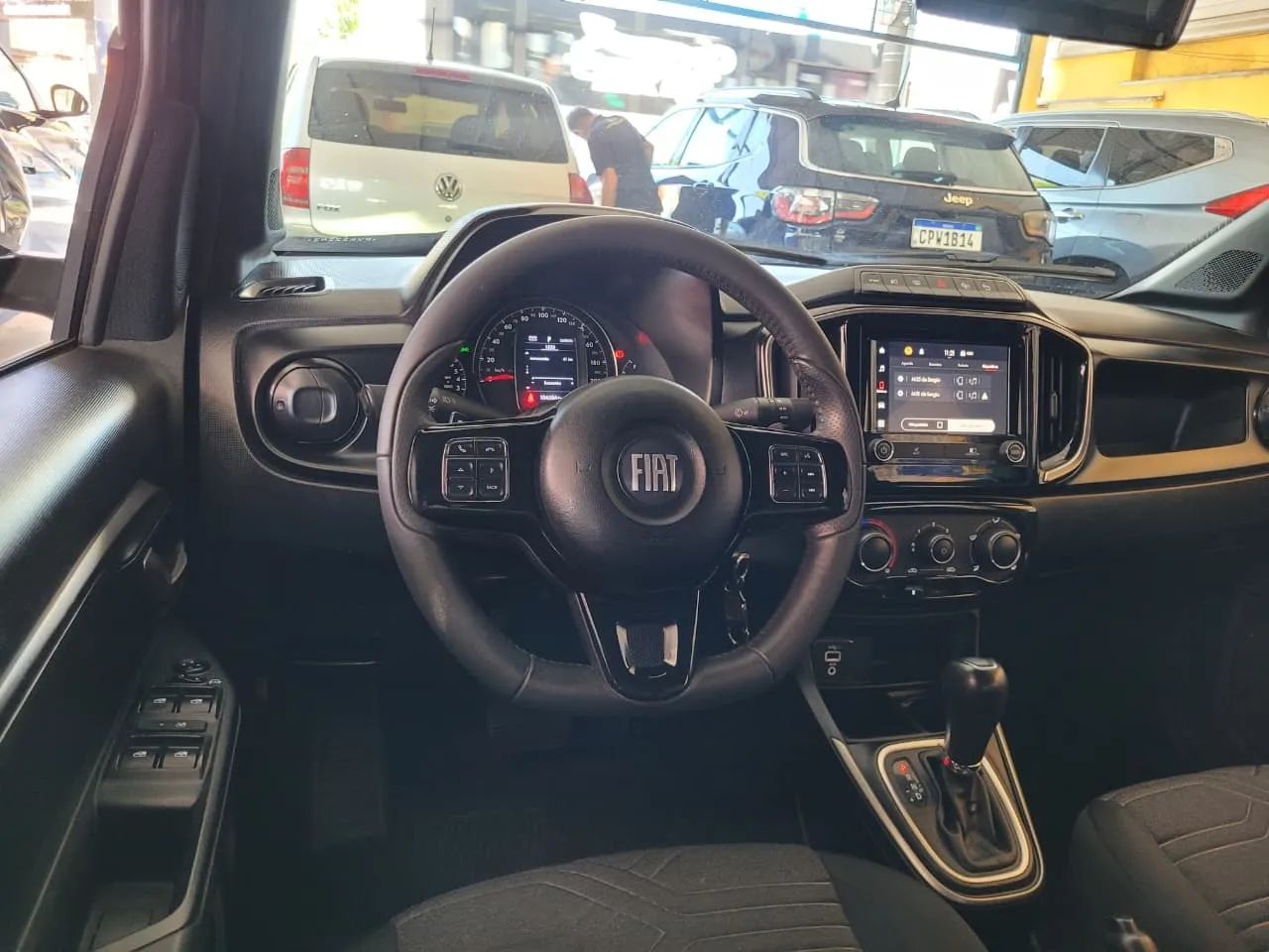 Fiat Strada Volcano 1.3 Flex 8V CD Aut. 2023 - Foto 4
