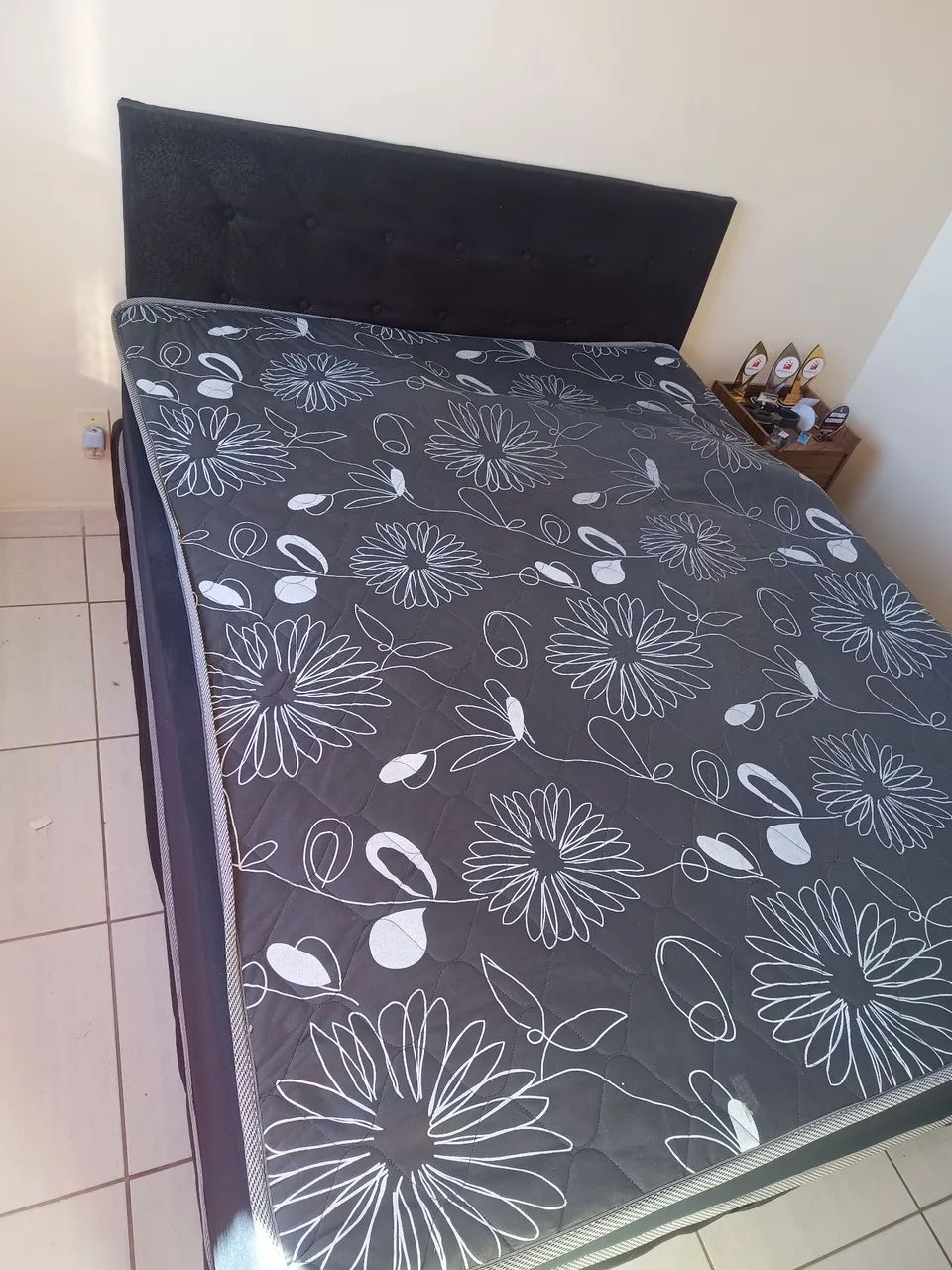 Cama box Queen bipartida + colchão simples com capa + Cabeceira - Foto 3