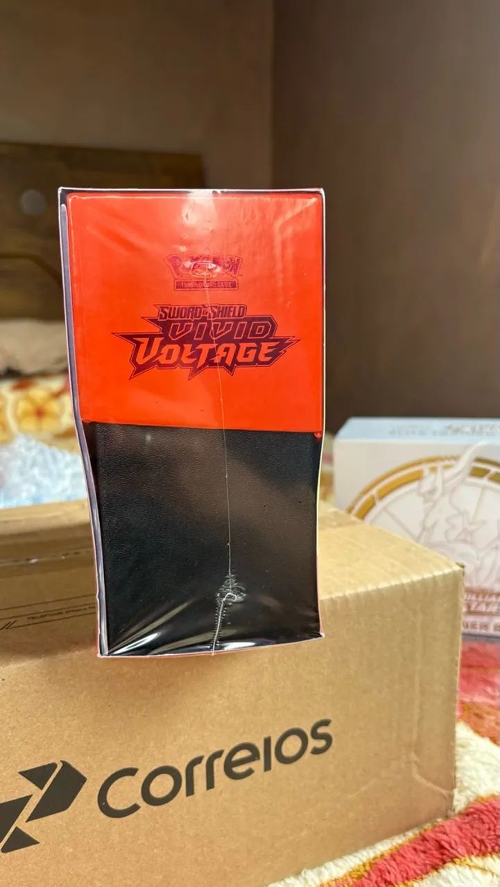 Pokémon Treinador Avançado Vivid Voltage  - Foto 3