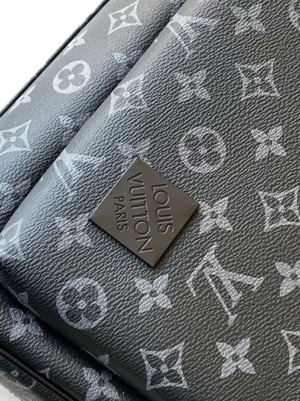 Mochila Louis Vuitton Discovery Backpack Monogram  - Foto 3