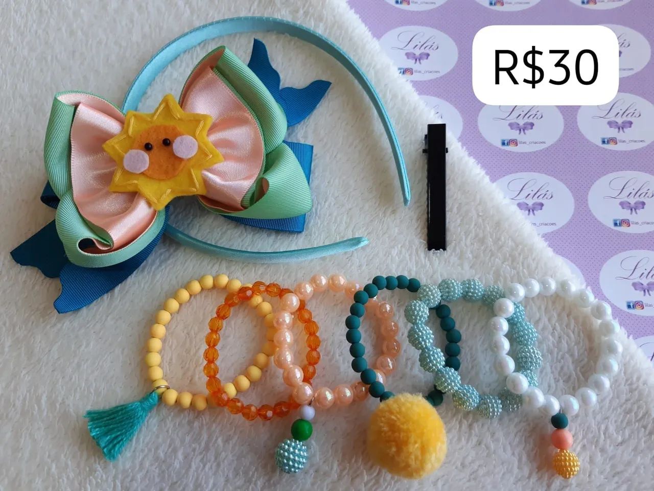Kit Laço temático e pulseiras - Foto 5