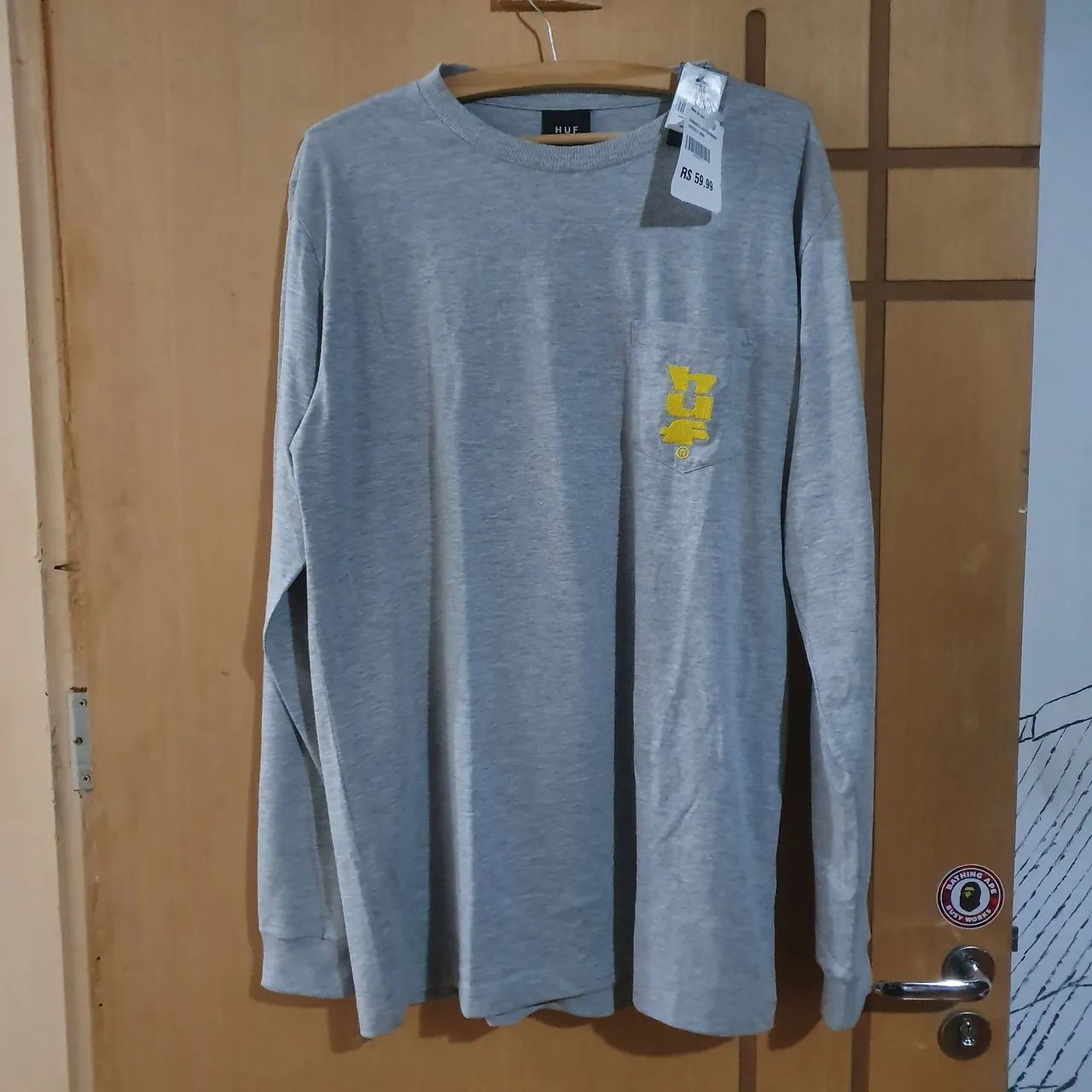 Blusa Manga Longa HUF Nova