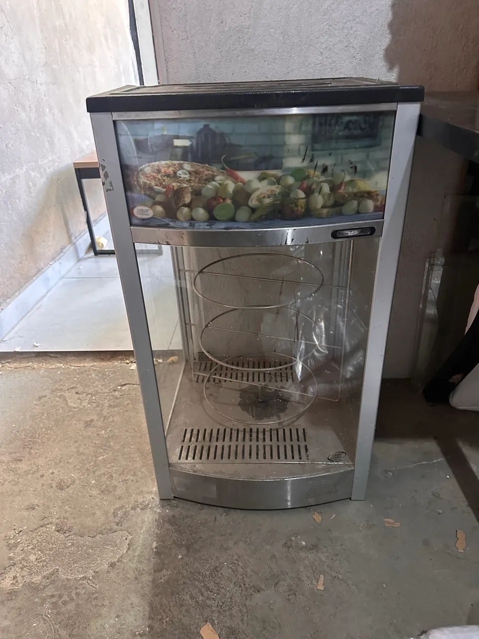 Expositor de pizza e salgado 