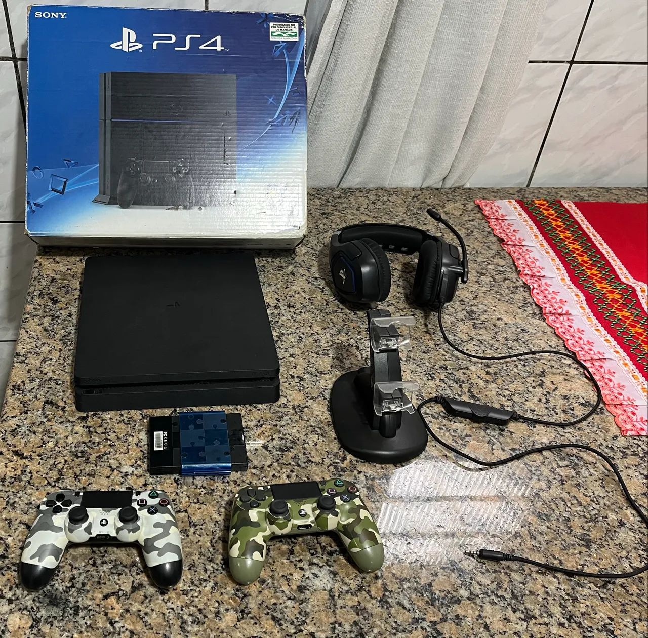 PlayStation 4(DESBLOQUEADO) - Foto 3