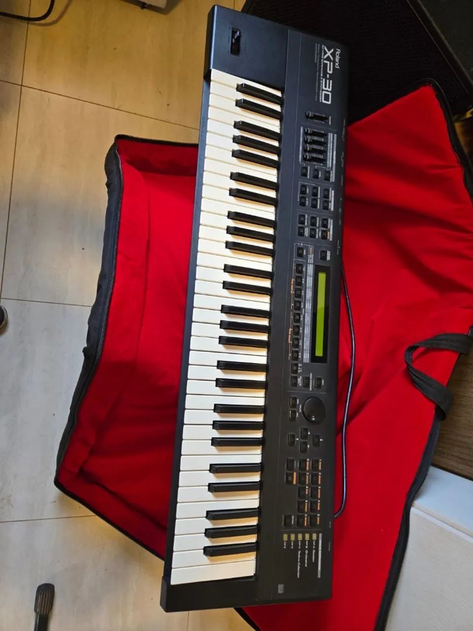Teclado Roland XP 30 - Foto 4