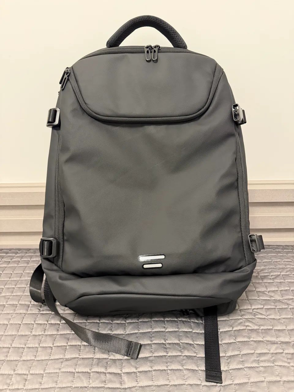 Mochila executiva 51L com três bags extras.