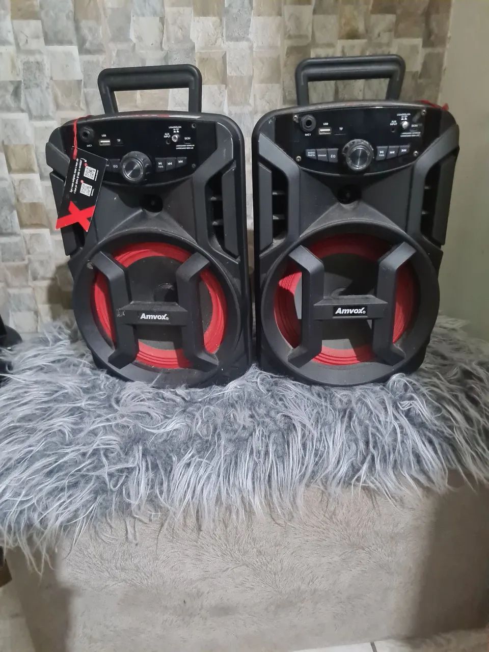 2 caixas de som amvox 180 wts aceito troca 