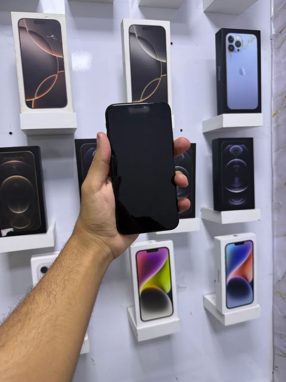 IPHONE XR 256 GB PRETO  - Foto 2