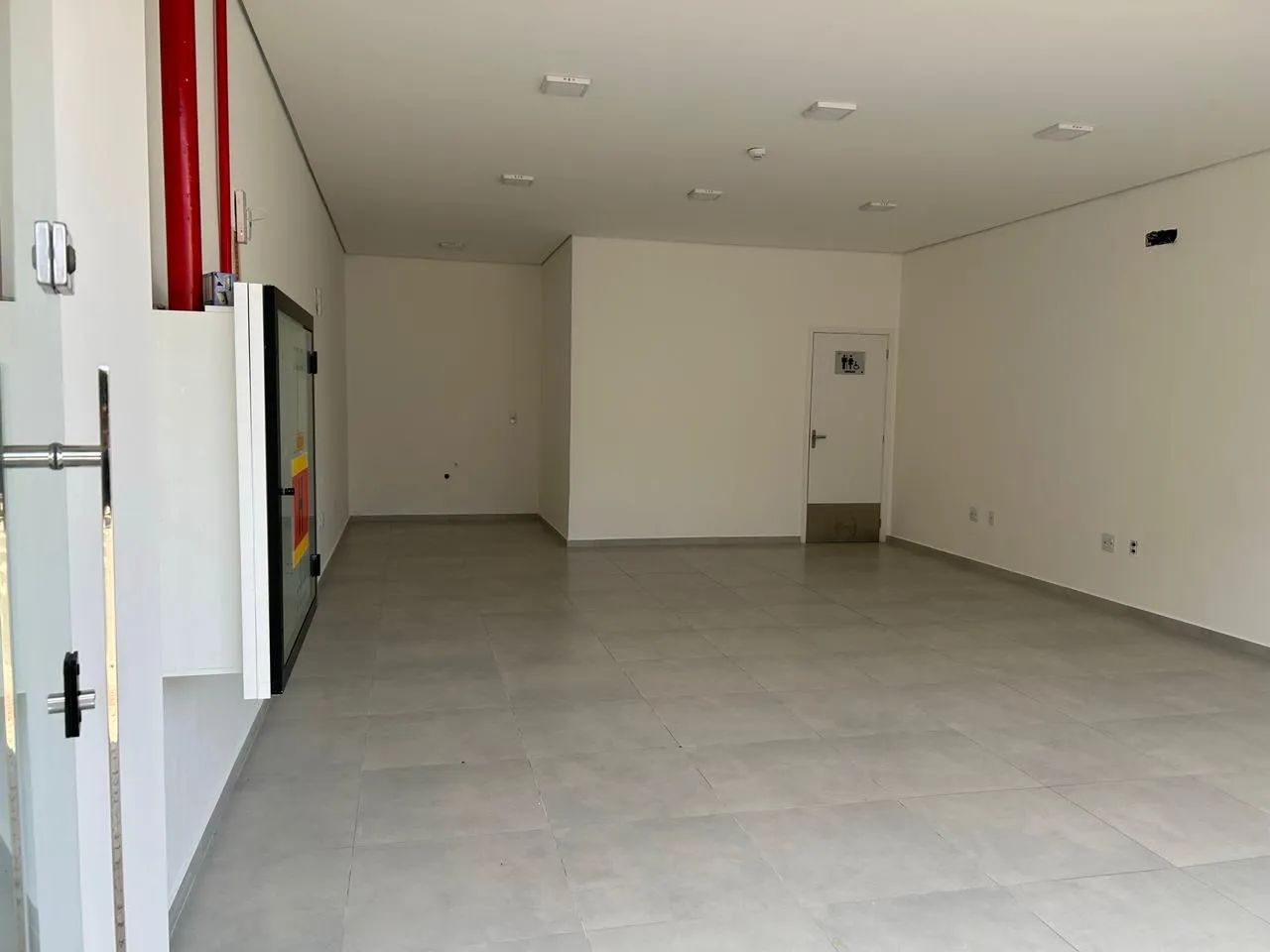 Sala comercial - localizado em Itapema / Morretes REF: DW768668