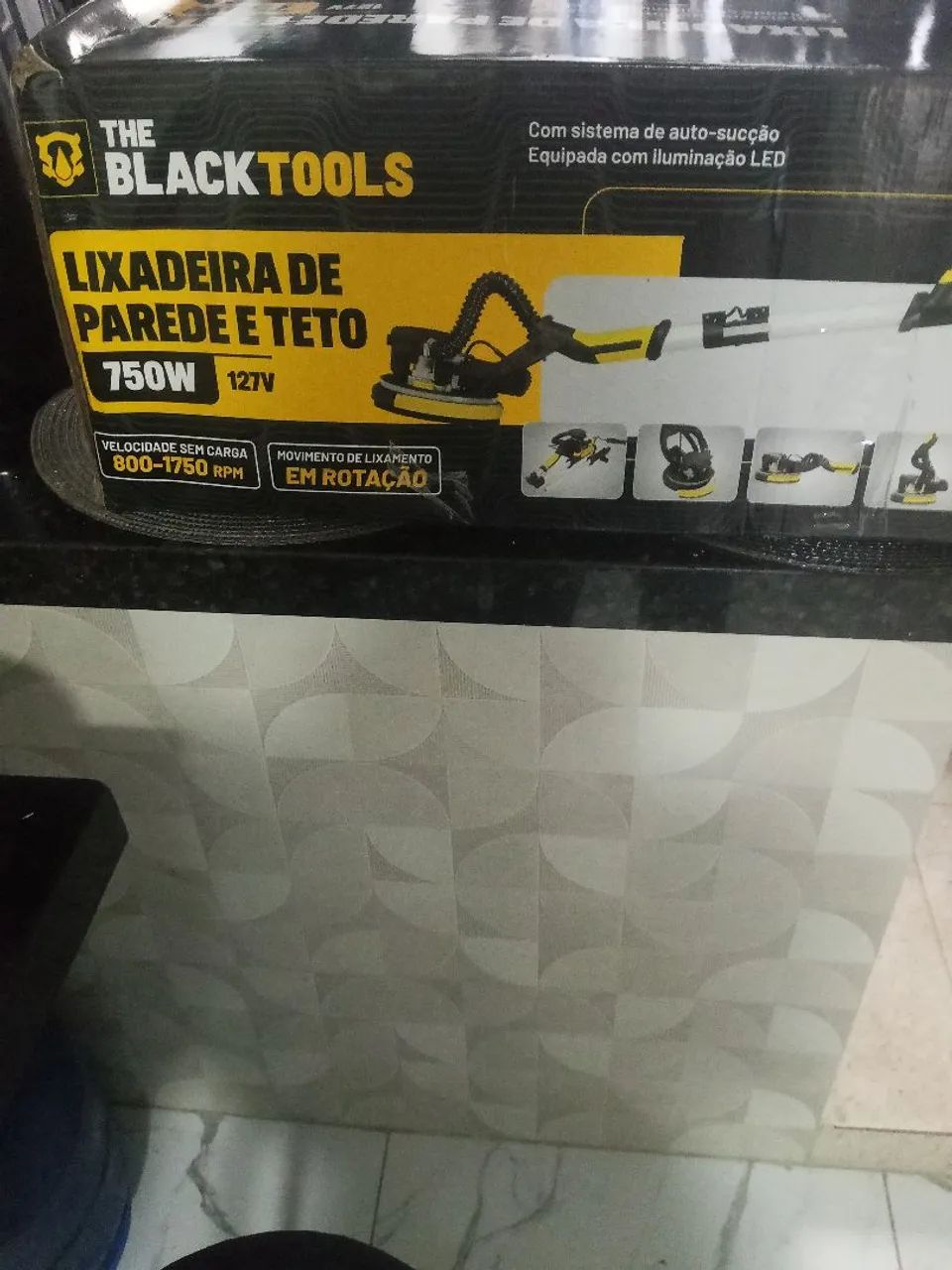 Vendo uma lixadeira  de parede e teto - Foto 2