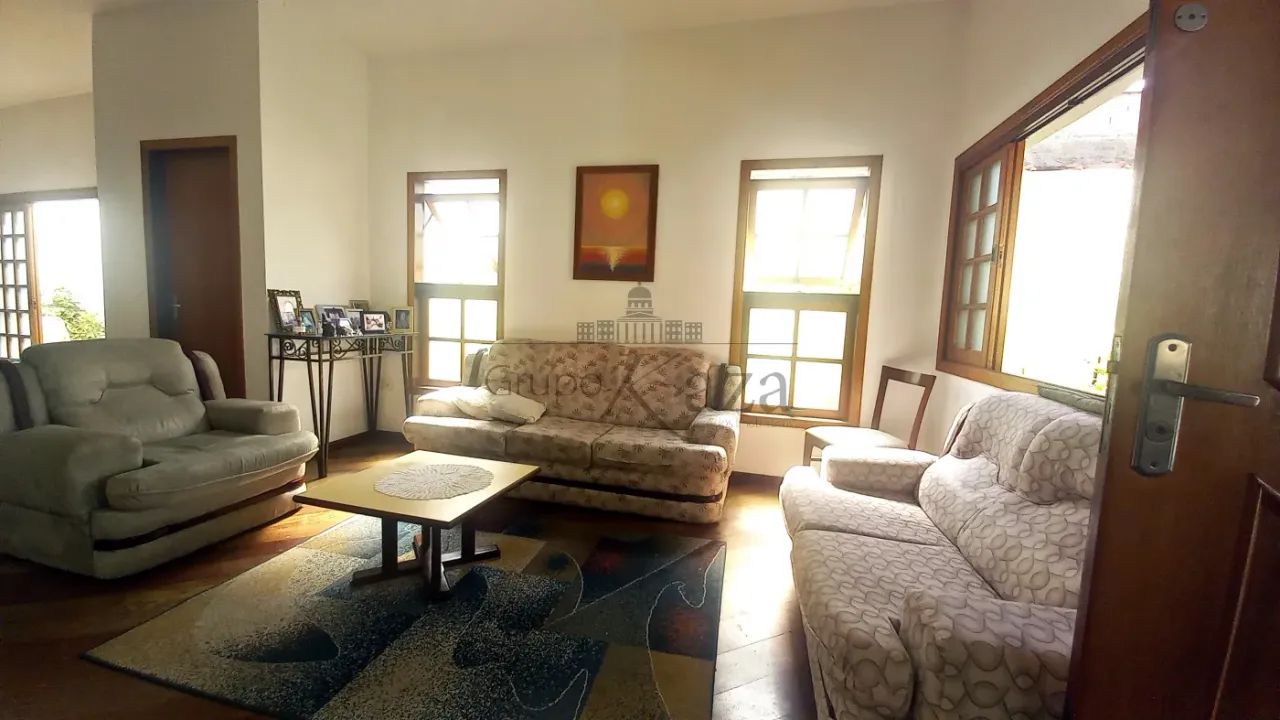 Oportunidade - Casa - Jacareí - Centro - 4 Dormitórios - 311m². - Foto 3