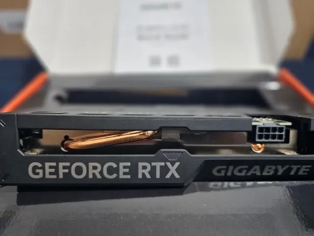 Placa de video RTX 4060 Gigabyte - Foto 3