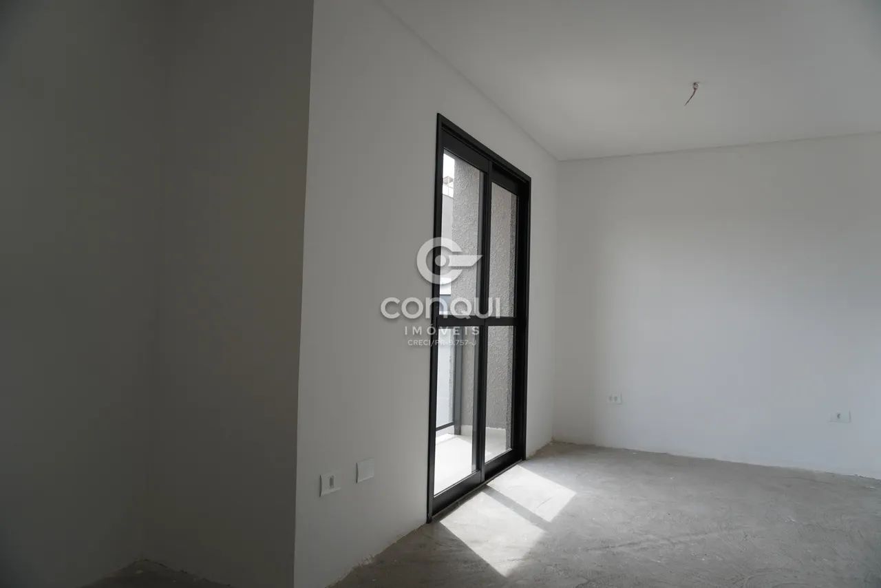 Triplex no Xaxim 3 Quartos sendo 1 Suíte com terraço/ Próximo a Francisco Derosso e David  - Foto 4