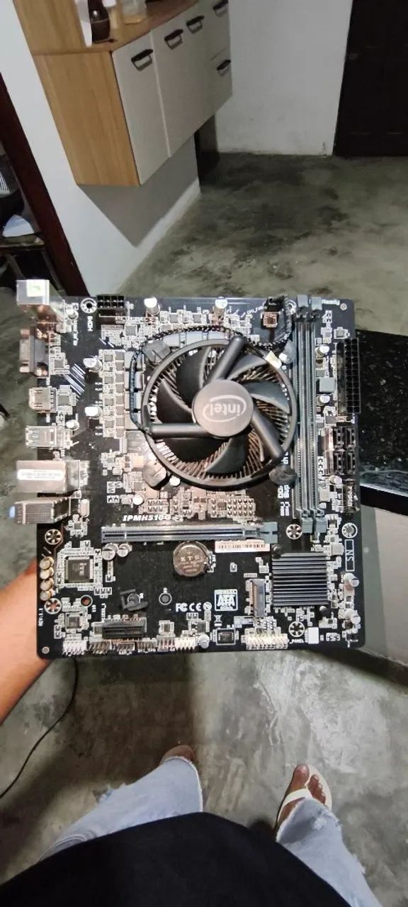 Placa mãe + processador e cooler