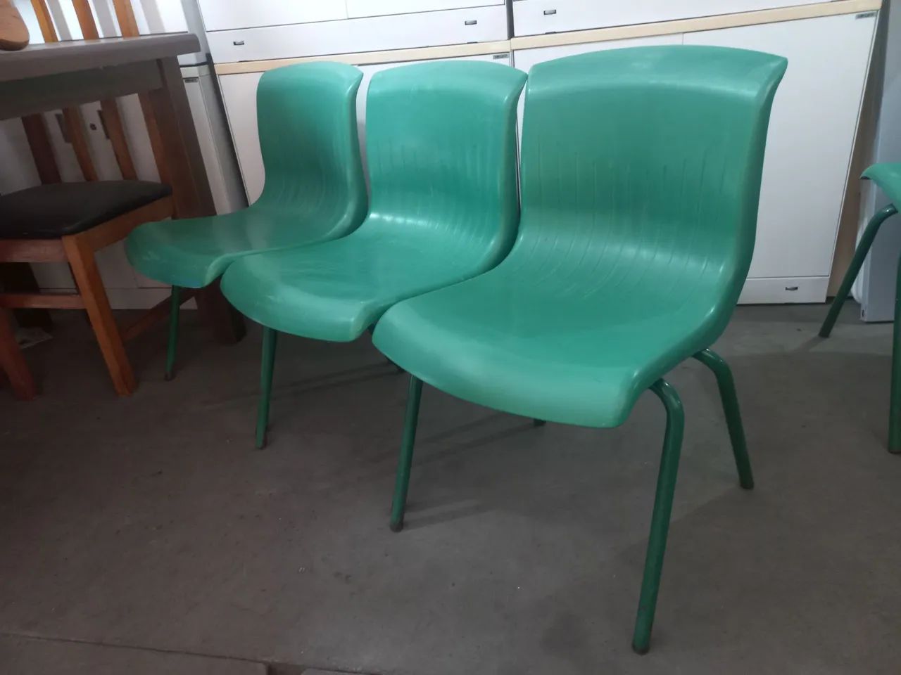 Lote de 70 cadeiras só 2800 - Foto 2
