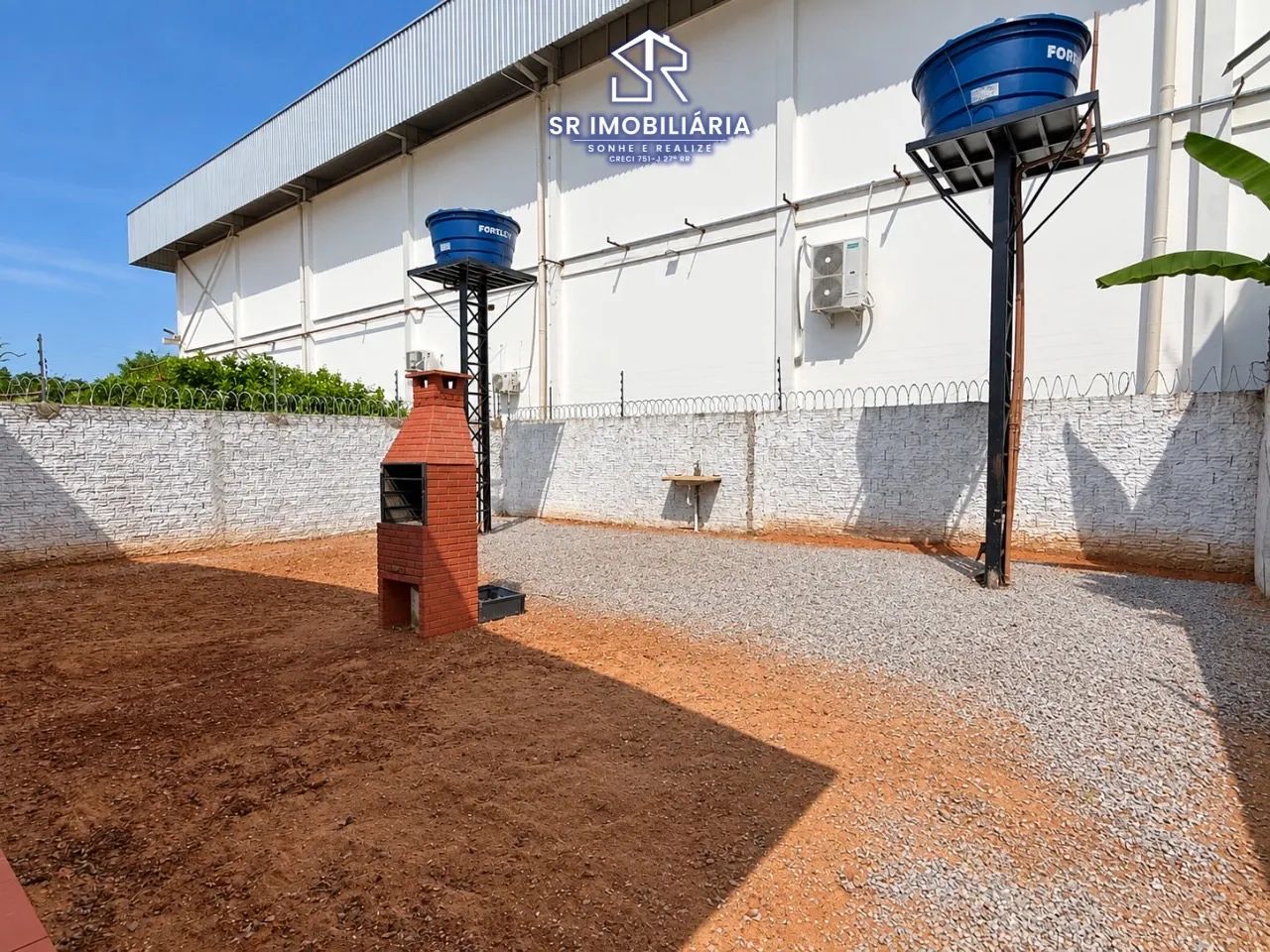 Vende-se casa nova no bairro Centenário  com 2 quartos - Foto 5