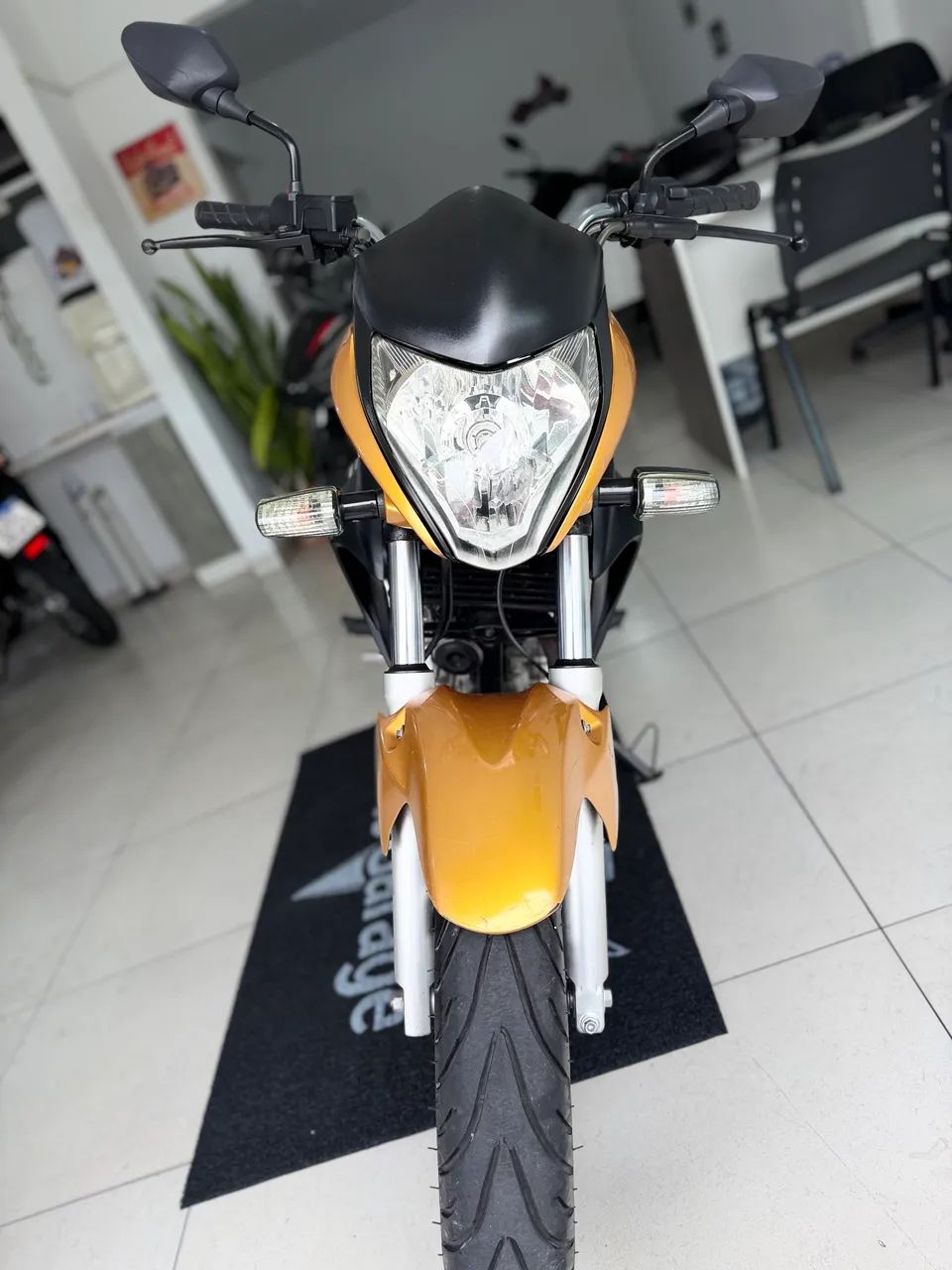 Honda CB 300r - 2010 - Foto 3